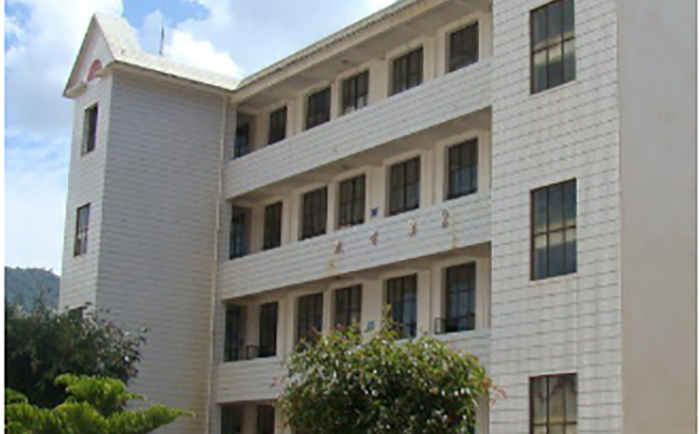 懷集縣懷城鎮(zhèn)城南初級(jí)中學(xué)圖書架采購項(xiàng)目