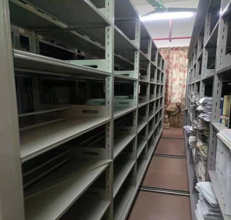 雙柱密集架內(nèi)部圖 雙柱密集架內(nèi)部圖