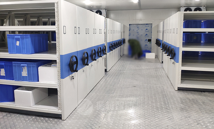 1697531395829878.jpg 智能電動(dòng)密集柜軌道式移動(dòng)檔案架 (28).jpg